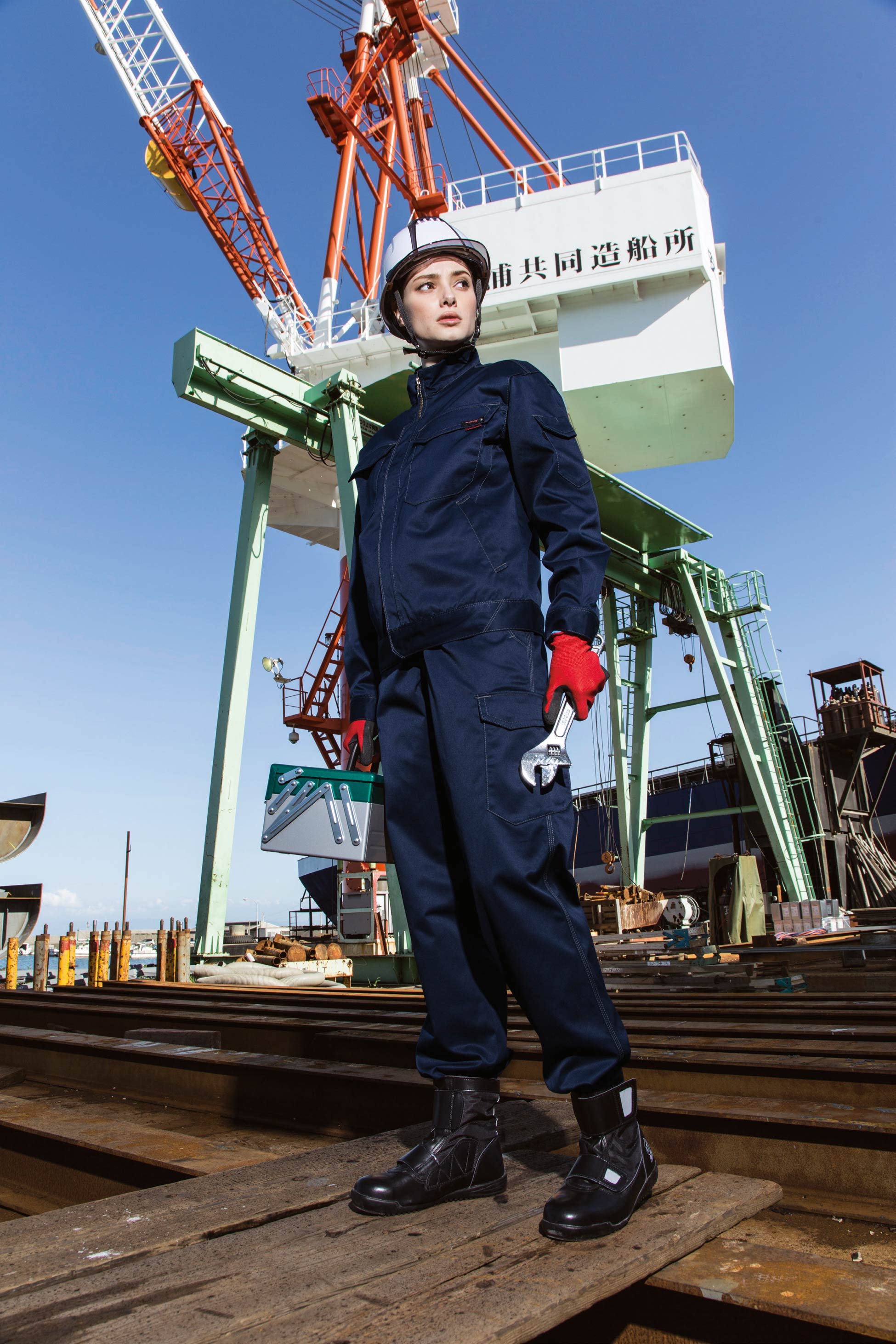 16AW_047-1.jpg